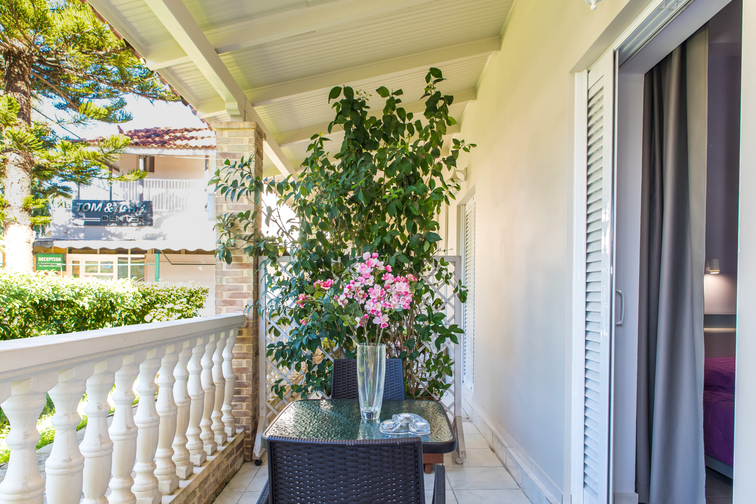 Double_Bedroom_Studio_Accessibility_Tom_&_John_center_Tsilivi (20)