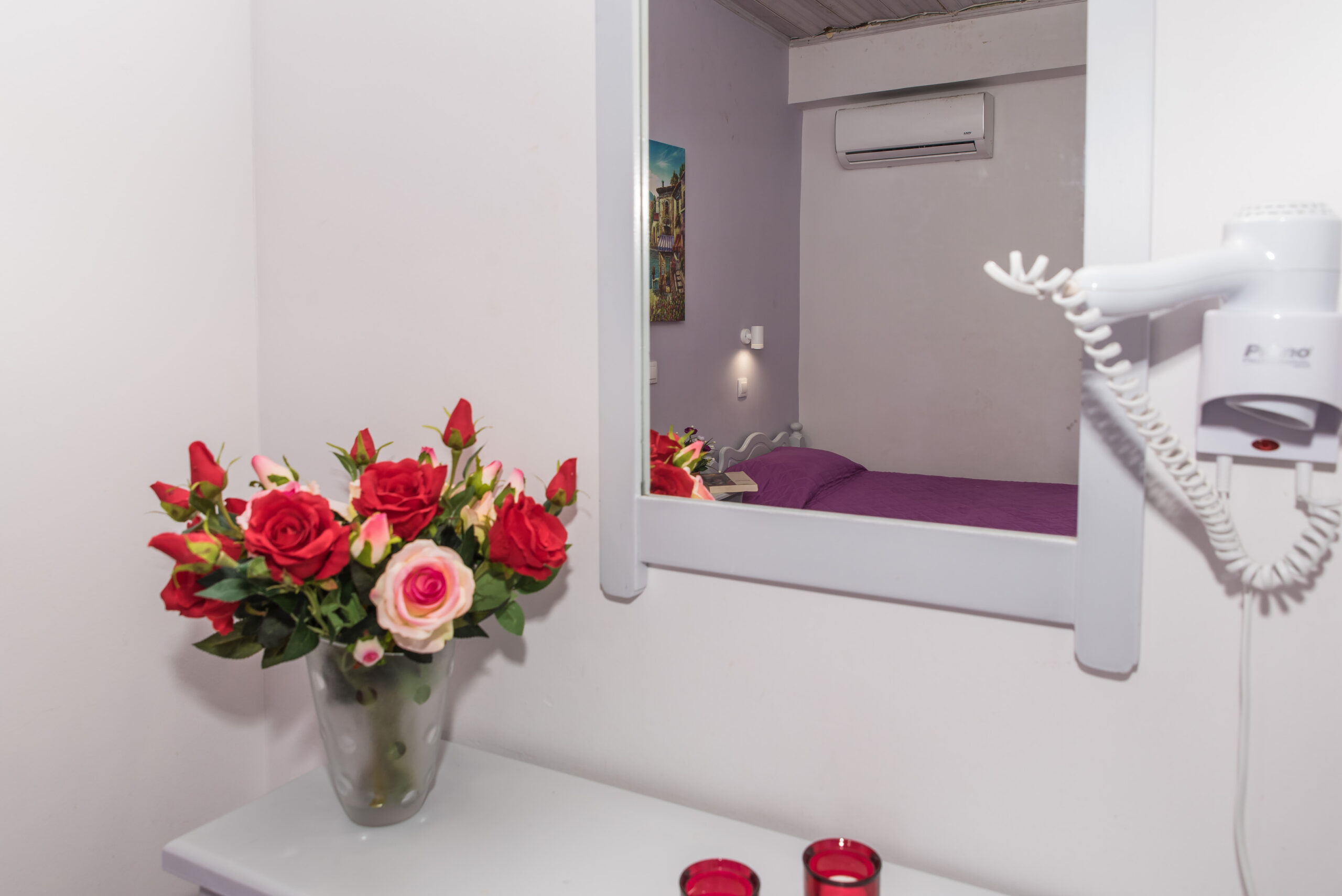 Double_Bedroom_Studio_Tom_&_John_center_Tsilivi (28)