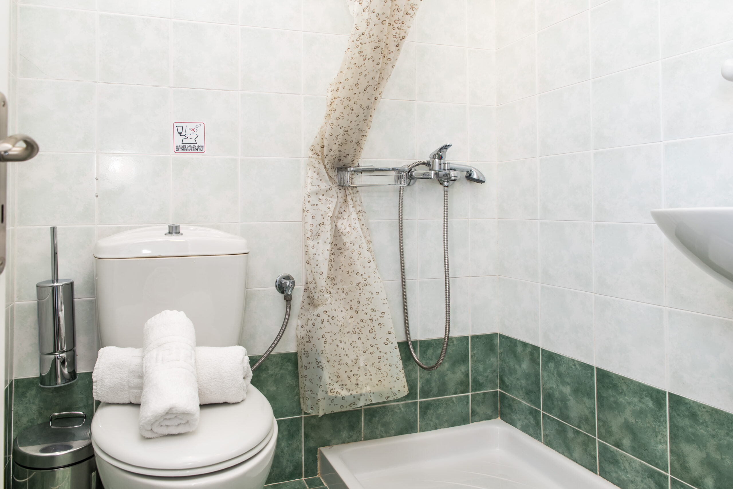 Single_Bedroom_Studio_Tom_&_John_center_Tsilivi (11)